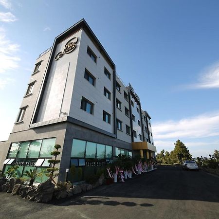 Nice Hotel Jeju Esterno foto