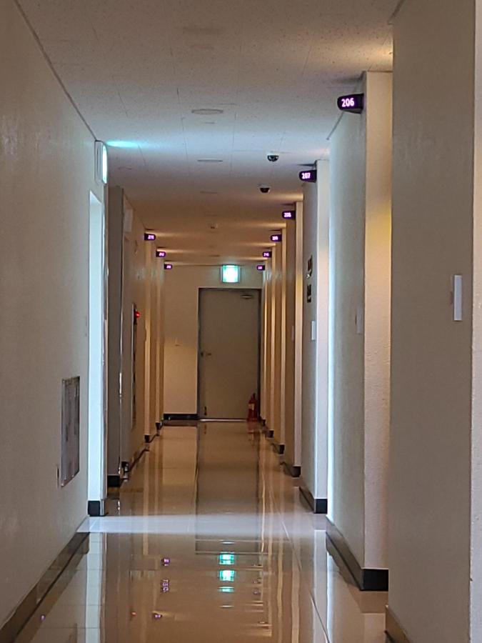 Nice Hotel Jeju Esterno foto